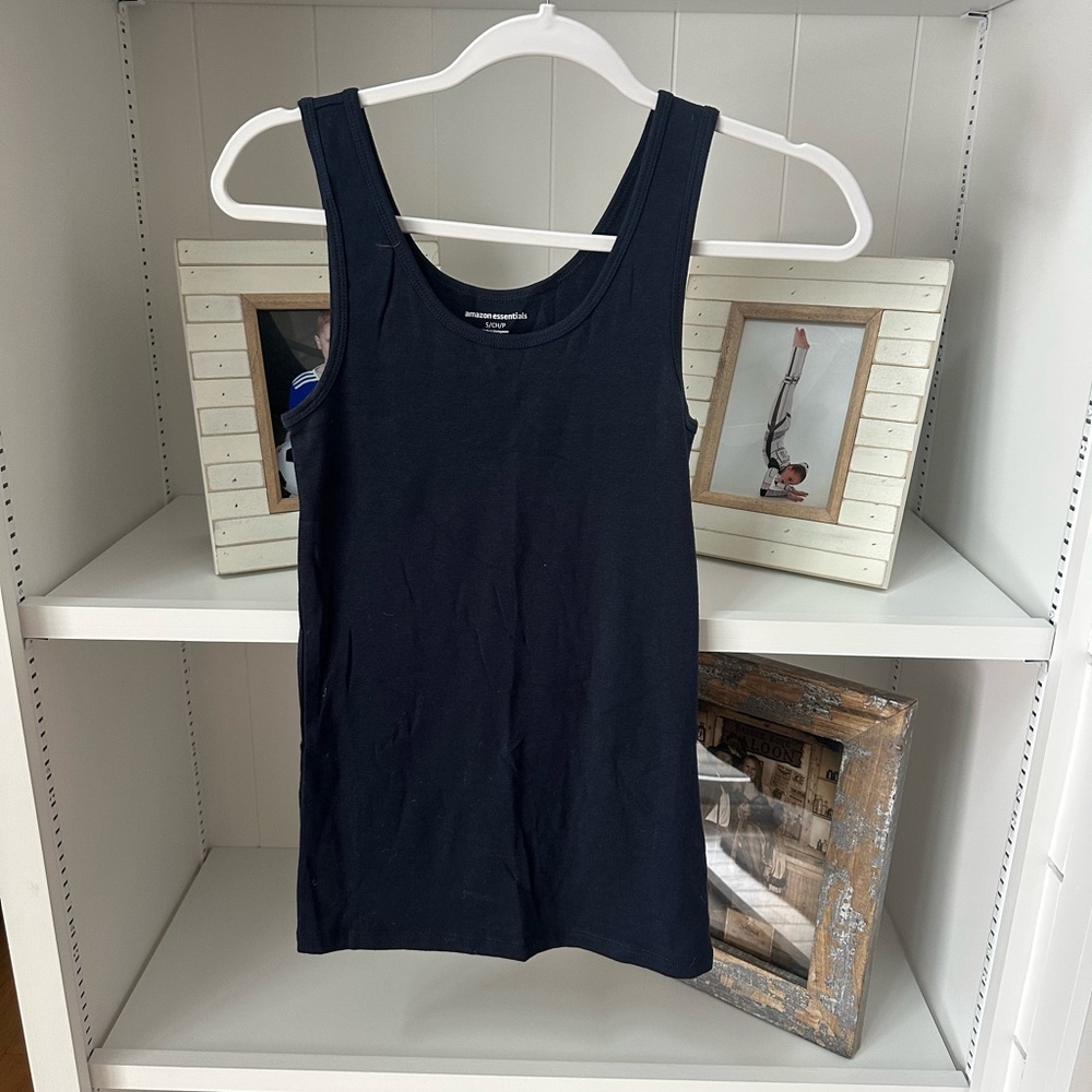 Amazon Essentials Women's Navy Scoop Neck Tank